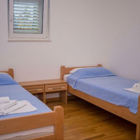 Aparthotel Marina Gromela Mirca  Luaran gambar
