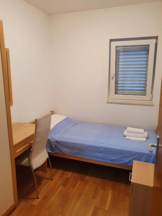 Aparthotel Marina Gromela Mirca  Luaran gambar