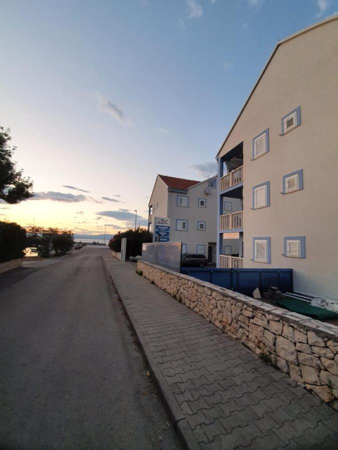 Aparthotel Marina Gromela Mirca  Luaran gambar