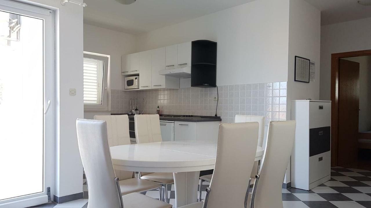 Aparthotel Marina Gromela Mirca  Luaran gambar