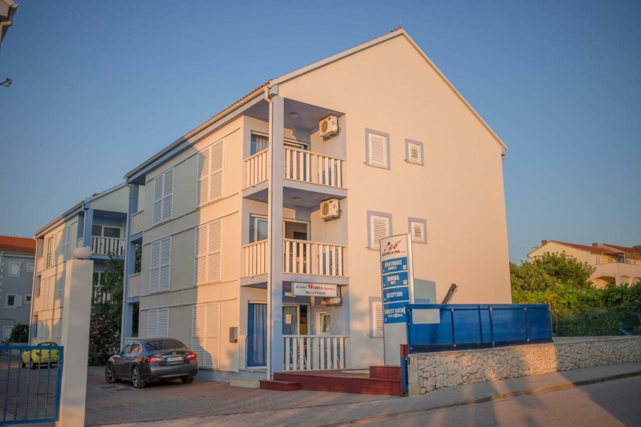 Aparthotel Marina Gromela Mirca  Luaran gambar