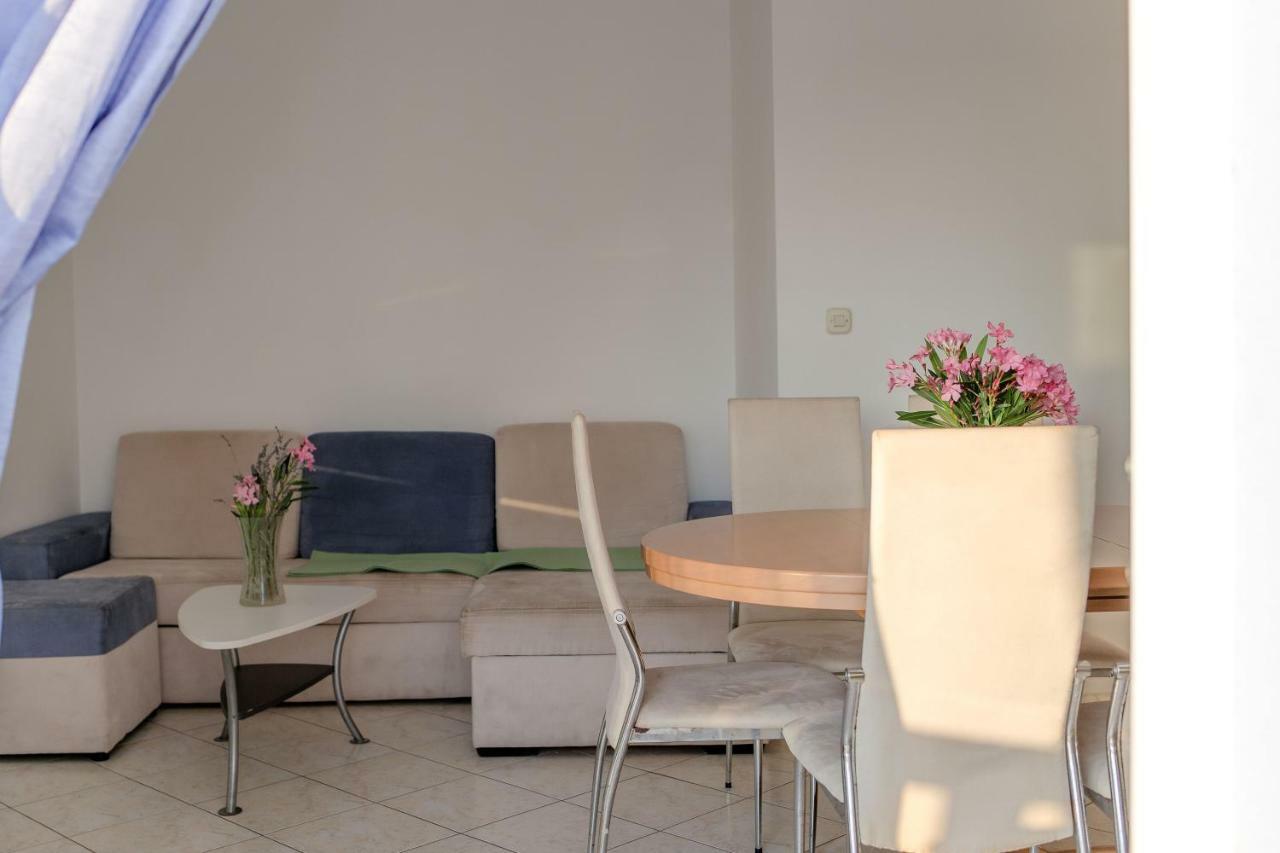 Aparthotel Marina Gromela Mirca  Luaran gambar